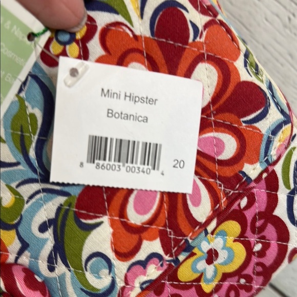 Vera Bradley Botanical Mini Hipster NWT - Picture 5 of 13